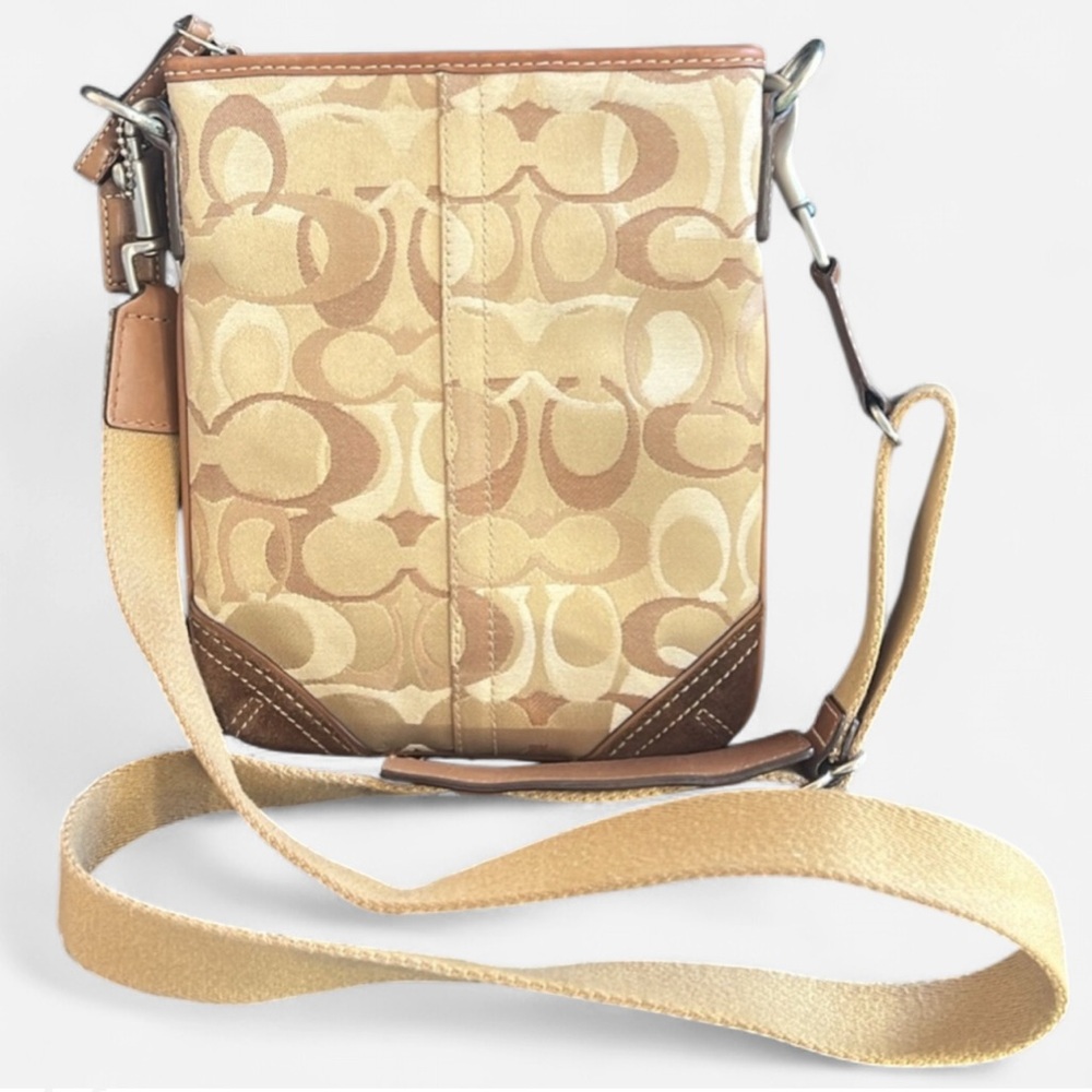COACH Signature Crossbody Bag (with Certificate) - Picture 3 of 6